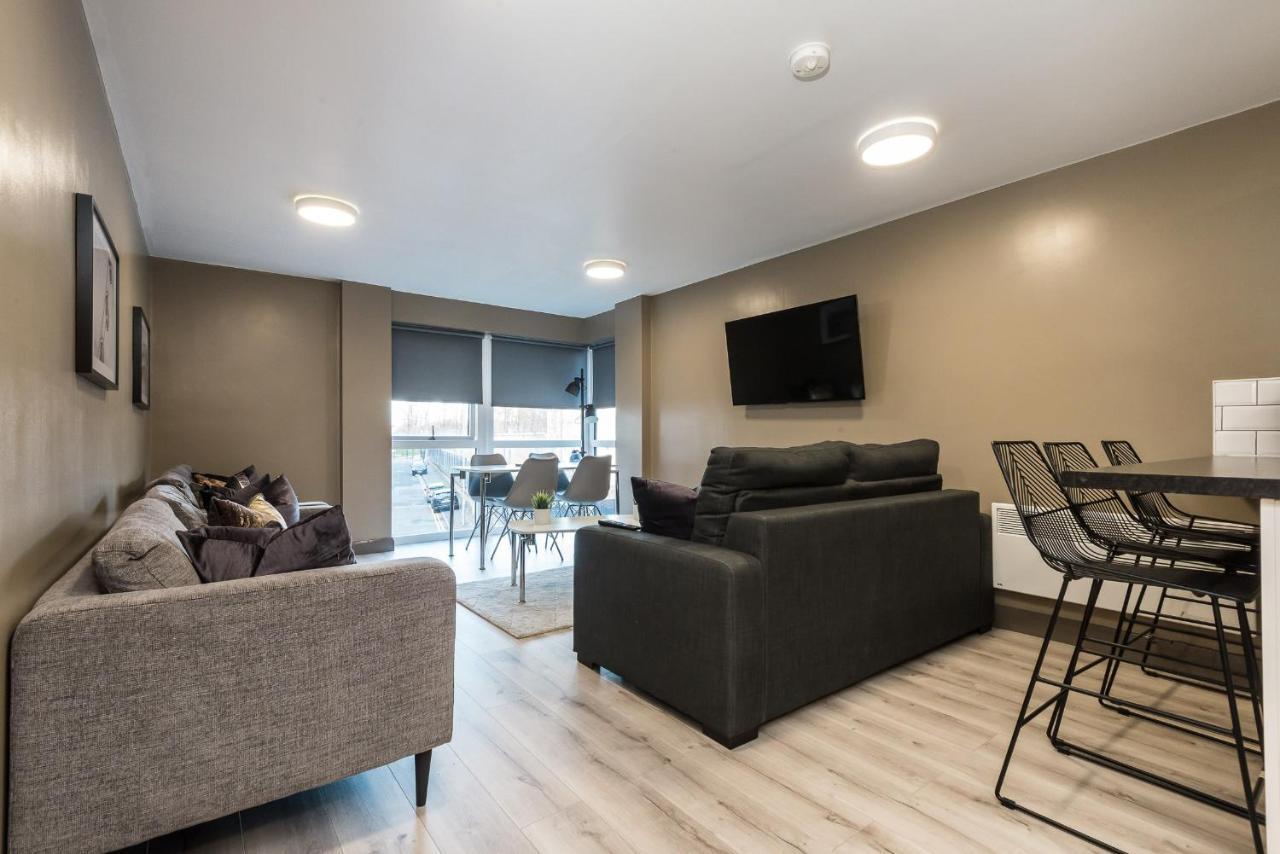 Host Apartments - Spacious 3 Bed Apartment With 3 Ensuites Liverpool Bagian luar foto