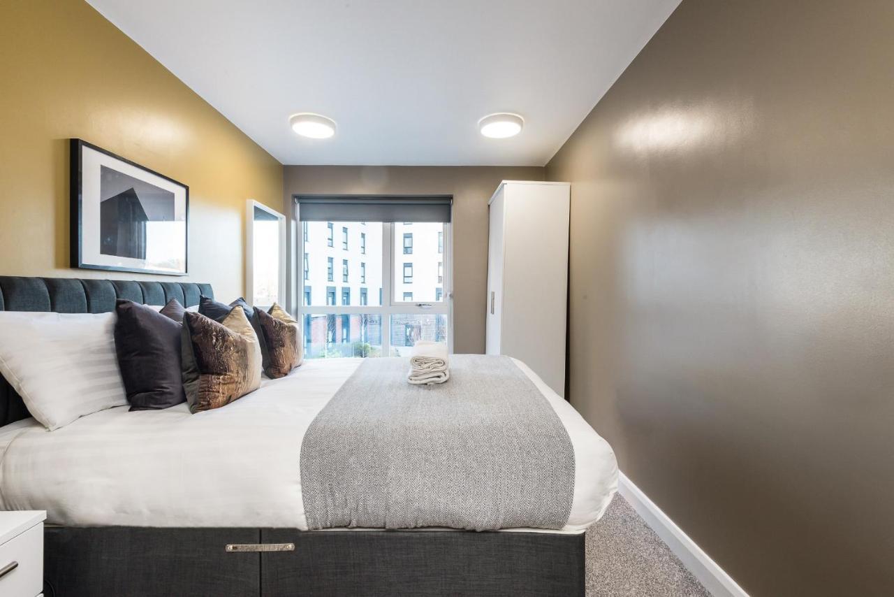 Host Apartments - Spacious 3 Bed Apartment With 3 Ensuites Liverpool Bagian luar foto